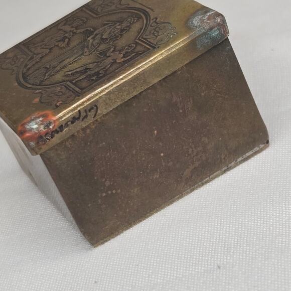 Antique Art Nouveau Brass Trinket or Jewelry Box Estate Find - Picture 9 of 12